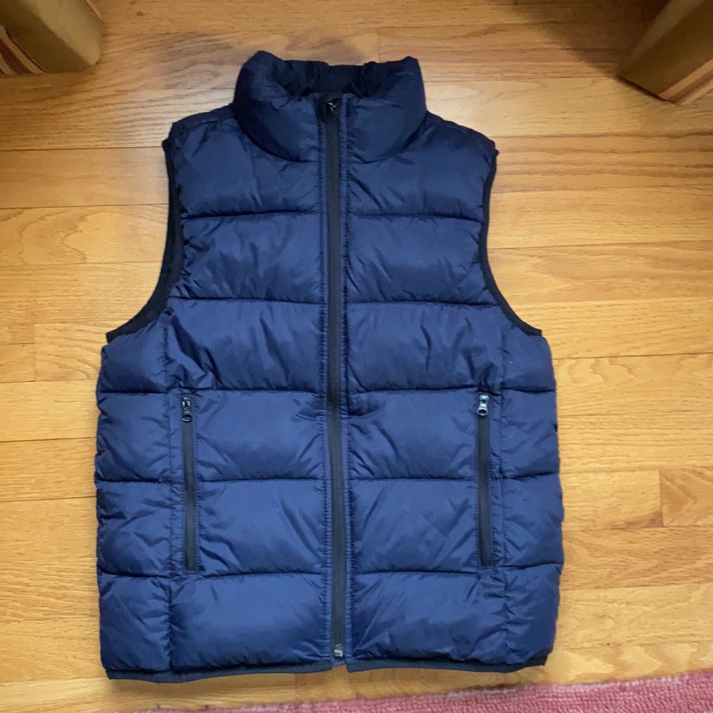 Vest - Picture 5 of 8